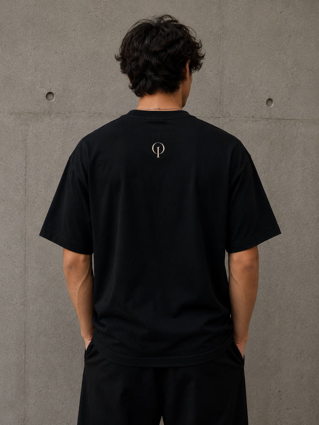 ONEIAM Essential Tee