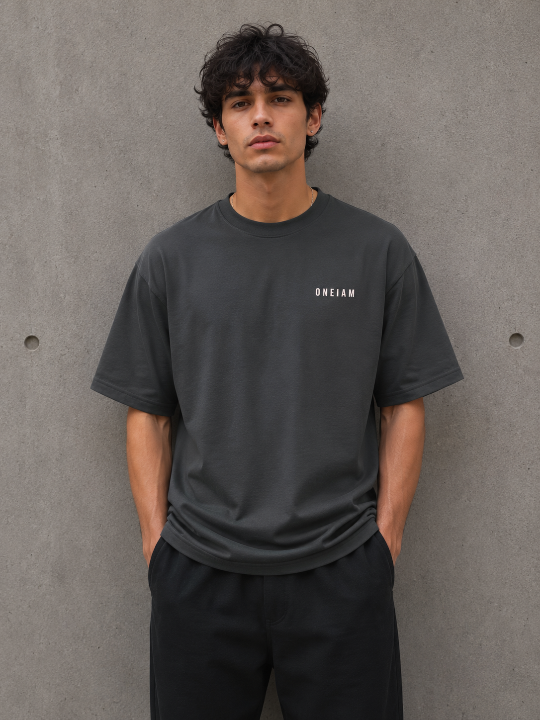 ONEIAM Essential Tee